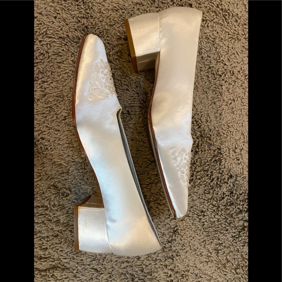 Nina Shoes - 🤍Nina • white wedding block heel pump • 6.5 • EUC